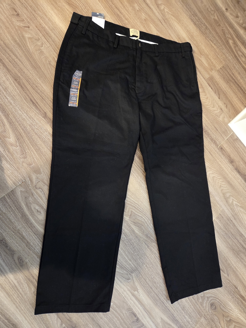 New St. John's Bay Men's Black Classic Fit Straight Leg Pants 46x30